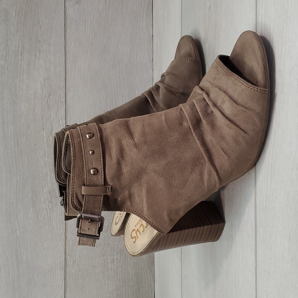 Circus by Sam Edelman Womens Emmy Ankle Heels Peep Toe Boots shoes sz 9.5 - Picture 2 of 12